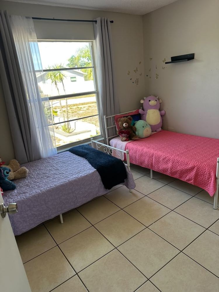 Children’s room after cleaning by Amanda’s Elite Services